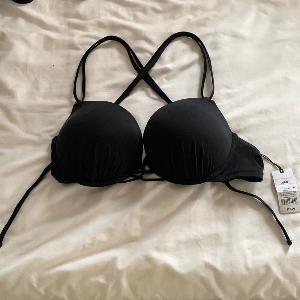 NWT Black Push-up Swimsuit Top!